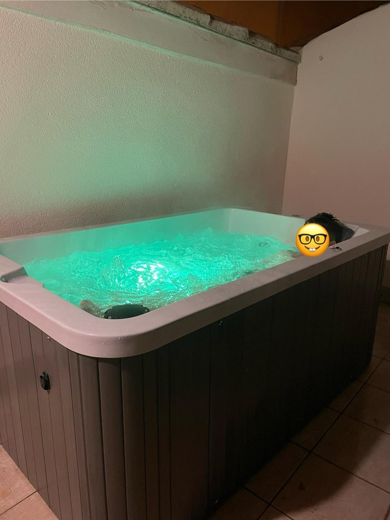Maison De Village Avec Jacuzzi Et Garage Bédoin Eksteriør billede